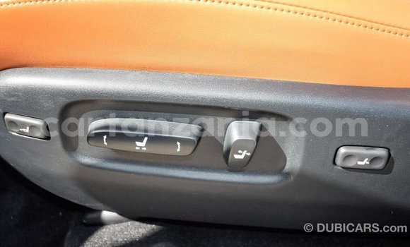 Nunua Imported Lexus LX Nyeupe Gari ndani ya Import - Dubai nchini Arusha Nunua Imported Lexus LX Nyeupe Gari ndani ya Import - Dubai nchini Arusha