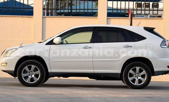 Nunua Imported Toyota Harrier Nyeupe Gari ndani ya Dar es Salaam nchini Dar es Salaam Nunua Imported Toyota Harrier Nyeupe Gari ndani ya Dar es Salaam nchini Dar es Salaam