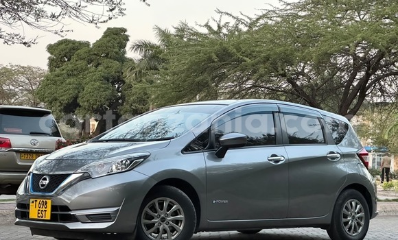 Nunua Ilio tumika Nissan Note Nyingine Gari ndani ya Dar es Salaam nchini Dar es Salaam Nunua Ilio tumika Nissan Note Nyingine Gari ndani ya Dar es Salaam nchini Dar es Salaam