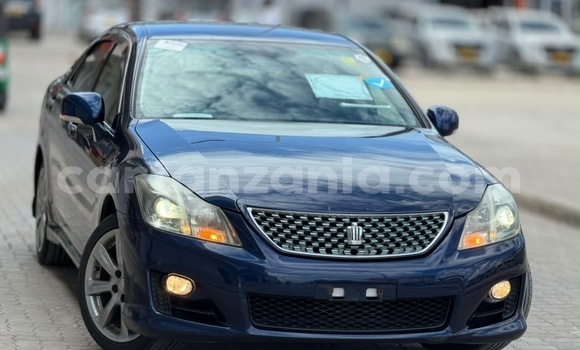 Buy Import Toyota Crown Blue Car in Dar es Salaam in Dar es Salaam Buy Import Toyota Crown Blue Car in Dar es Salaam in Dar es Salaam