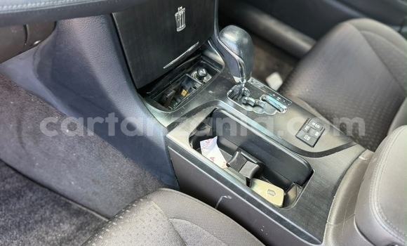 Buy Import Toyota Crown Blue Car in Dar es Salaam in Dar es Salaam Buy Import Toyota Crown Blue Car in Dar es Salaam in Dar es Salaam