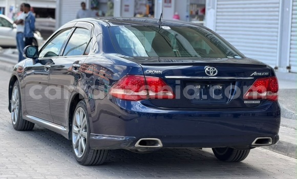Buy Import Toyota Crown Blue Car in Dar es Salaam in Dar es Salaam Buy Import Toyota Crown Blue Car in Dar es Salaam in Dar es Salaam