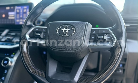 Buy Used Toyota Land Cruiser Black Car in Dar es Salaam in Dar es Salaam Buy Used Toyota Land Cruiser Black Car in Dar es Salaam in Dar es Salaam