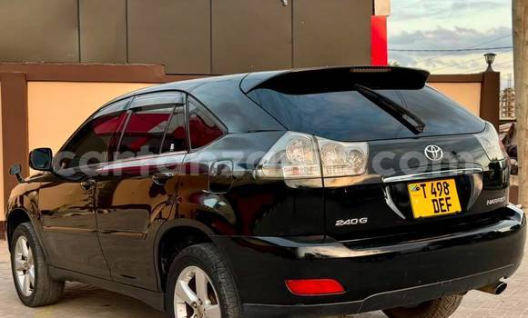 Nunua Ilio tumika Toyota Harrier Nyeusi Gari ndani ya Dar es Salaam nchini Dar es Salaam Nunua Ilio tumika Toyota Harrier Nyeusi Gari ndani ya Dar es Salaam nchini Dar es Salaam
