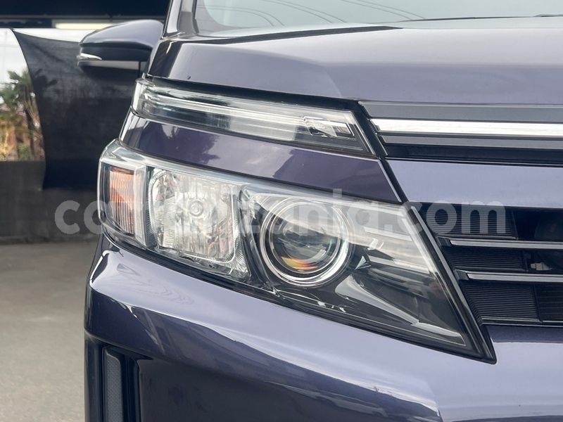 Big with watermark toyota voxy dar es salaam dar es salaam 34013
