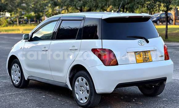 Nunua Ilio tumika Toyota IST Nyeupe Gari ndani ya Dar es Salaam nchini Dar es Salaam Nunua Ilio tumika Toyota IST Nyeupe Gari ndani ya Dar es Salaam nchini Dar es Salaam