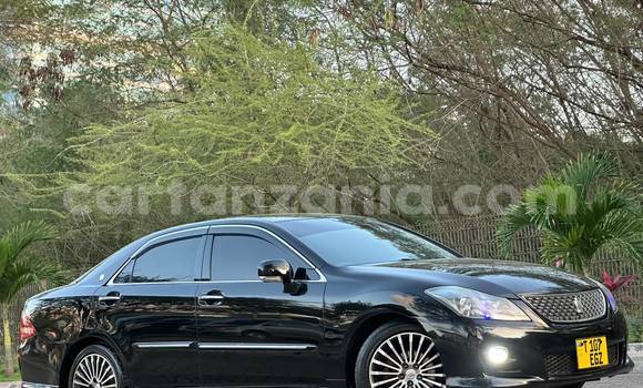 Buy Used Toyota Crown Black Car in Dar es Salaam in Dar es Salaam Buy Used Toyota Crown Black Car in Dar es Salaam in Dar es Salaam