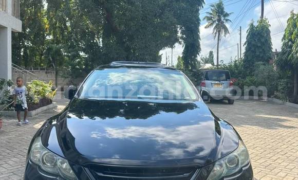 Nunua Ilio tumika Toyota Mark X Nyeusi Gari ndani ya Dar es Salaam nchini Dar es Salaam