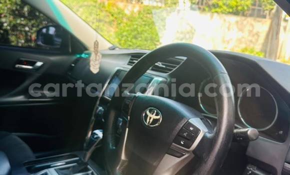 Buy Used Toyota Mark X Black Car in Dar es Salaam in Dar es Salaam Buy Used Toyota Mark X Black Car in Dar es Salaam in Dar es Salaam