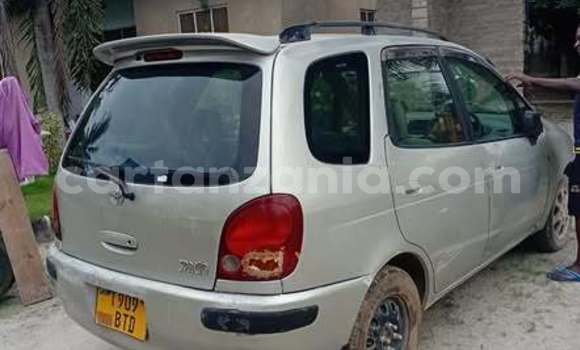 Nunua Ilio tumika Toyota Spade Nyingine Gari ndani ya Dar es Salaam nchini Dar es Salaam Nunua Ilio tumika Toyota Spade Nyingine Gari ndani ya Dar es Salaam nchini Dar es Salaam