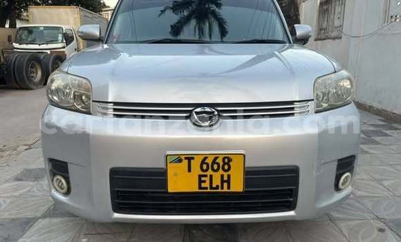Buy Used Toyota Hiluxe Revo Other Car in Dar es Salaam in Dar es Salaam