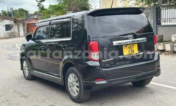 Buy Used Toyota Hiluxe Revo Other Car in Dar es Salaam in Dar es Salaam