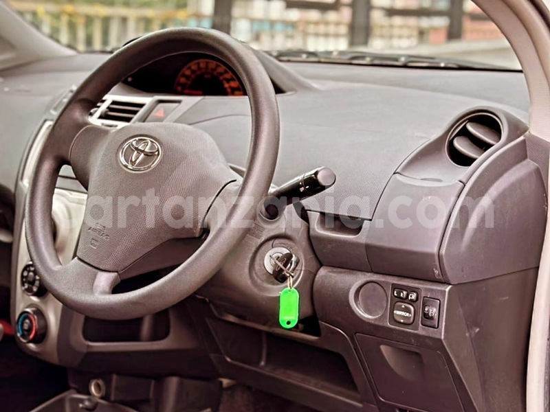 Big with watermark toyota vitz dar es salaam dar es salaam 34052