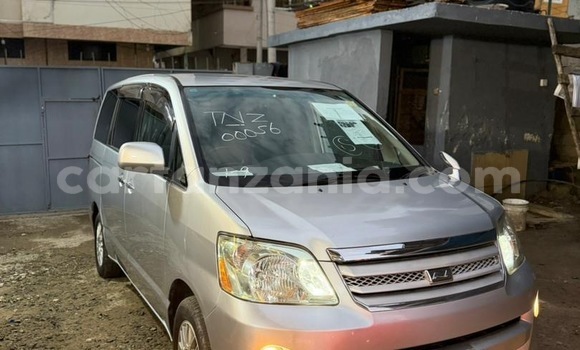 Buy Import Toyota Noah Silver Car in Dar es Salaam in Dar es Salaam Buy Import Toyota Noah Silver Car in Dar es Salaam in Dar es Salaam