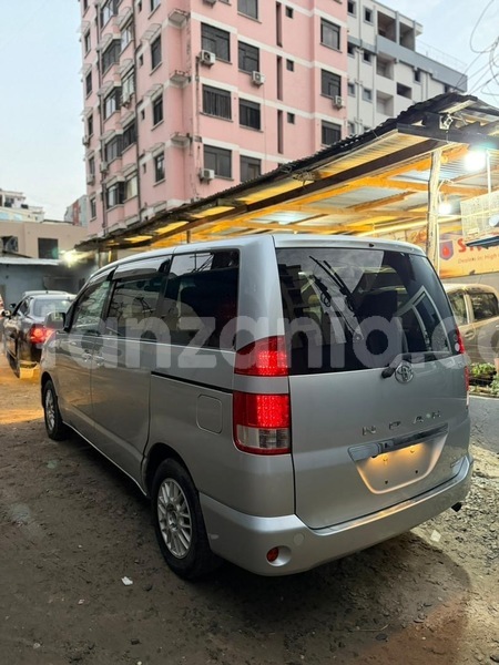 Big with watermark toyota noah dar es salaam dar es salaam 34053