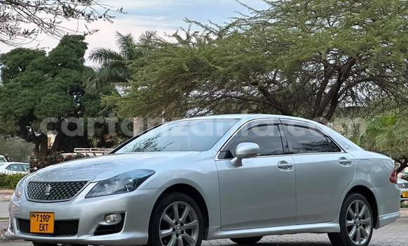 Buy Used Toyota Crown Silver Car in Dar es Salaam in Dar es Salaam