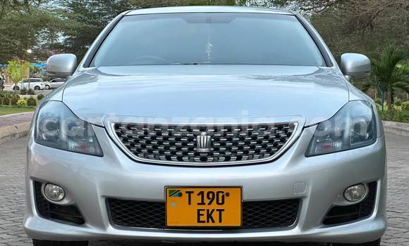 Buy Used Toyota Crown Silver Car in Dar es Salaam in Dar es Salaam Buy Used Toyota Crown Silver Car in Dar es Salaam in Dar es Salaam