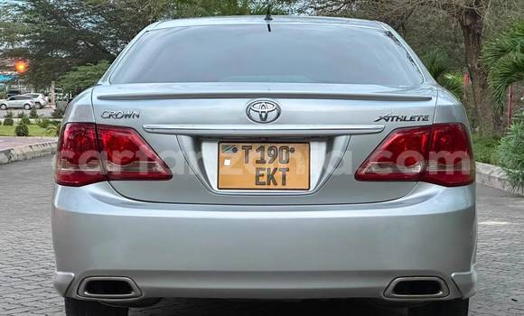 Buy Used Toyota Crown Silver Car in Dar es Salaam in Dar es Salaam Buy Used Toyota Crown Silver Car in Dar es Salaam in Dar es Salaam