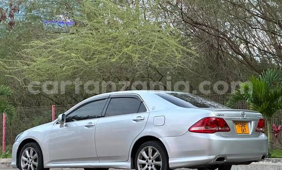 Buy Used Toyota Crown Silver Car in Dar es Salaam in Dar es Salaam Buy Used Toyota Crown Silver Car in Dar es Salaam in Dar es Salaam