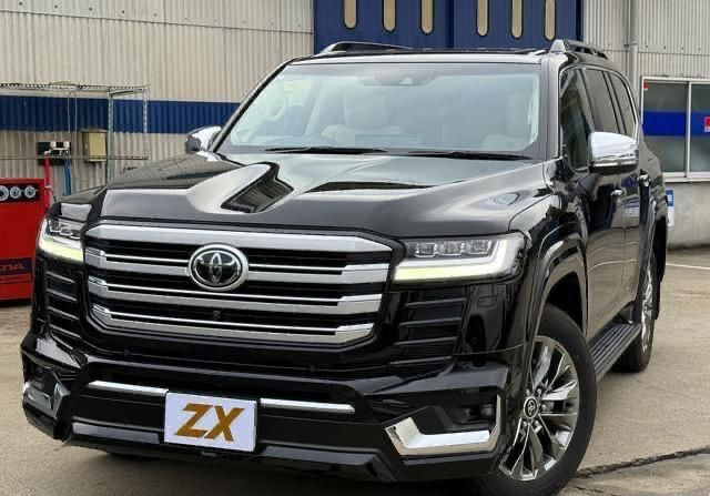 Buy used toyota land cruiser black car in dar es salaam in dar es