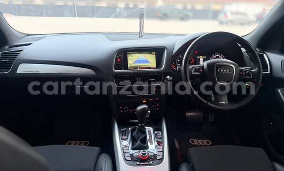 Nunua Ilio tumika Audi Q5 Nyeusi Gari ndani ya Dar es Salaam nchini Dar es Salaam Nunua Ilio tumika Audi Q5 Nyeusi Gari ndani ya Dar es Salaam nchini Dar es Salaam