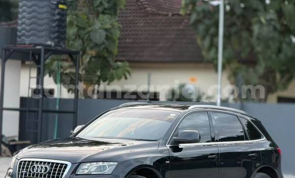 Nunua Ilio tumika Audi Q5 Nyeusi Gari ndani ya Dar es Salaam nchini Dar es Salaam Nunua Ilio tumika Audi Q5 Nyeusi Gari ndani ya Dar es Salaam nchini Dar es Salaam