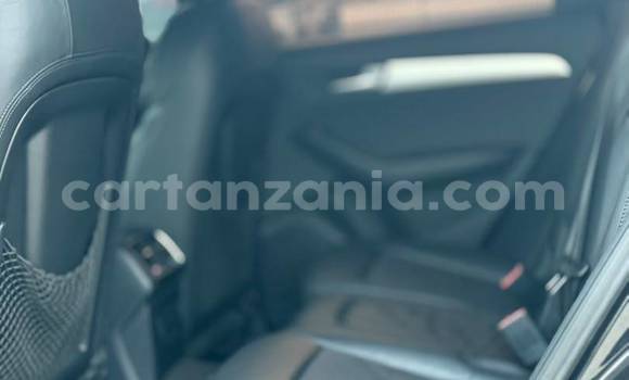 Nunua Ilio tumika Audi Q5 Nyeusi Gari ndani ya Dar es Salaam nchini Dar es Salaam Nunua Ilio tumika Audi Q5 Nyeusi Gari ndani ya Dar es Salaam nchini Dar es Salaam