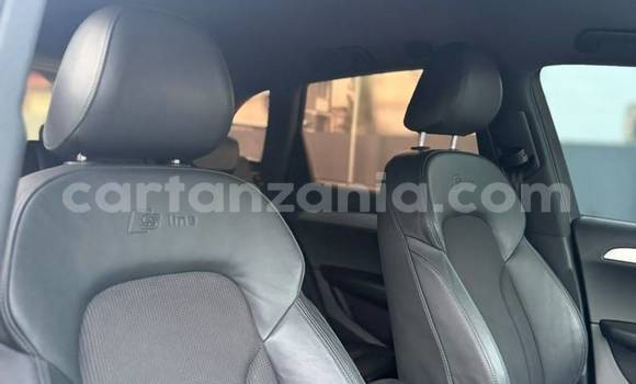 Nunua Ilio tumika Audi Q5 Nyeusi Gari ndani ya Dar es Salaam nchini Dar es Salaam Nunua Ilio tumika Audi Q5 Nyeusi Gari ndani ya Dar es Salaam nchini Dar es Salaam