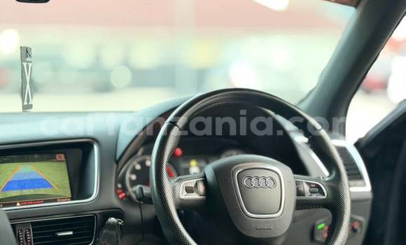 Nunua Ilio tumika Audi Q5 Nyeusi Gari ndani ya Dar es Salaam nchini Dar es Salaam Nunua Ilio tumika Audi Q5 Nyeusi Gari ndani ya Dar es Salaam nchini Dar es Salaam
