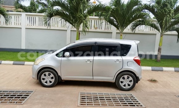 Buy Used Toyota Ractis Silver Car in Dar es Salaam in Dar es Salaam Buy Used Toyota Ractis Silver Car in Dar es Salaam in Dar es Salaam