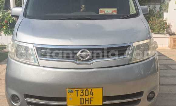 Buy Used Nissan Serena Silver Car in Dar es Salaam in Dar es Salaam