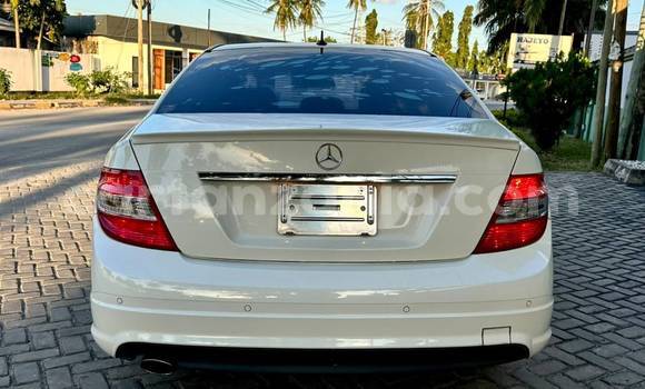 Buy Import Mercedes-Benz C-Classe White Car in Dar es Salaam in Dar es Salaam Buy Import Mercedes-Benz C-Classe White Car in Dar es Salaam in Dar es Salaam