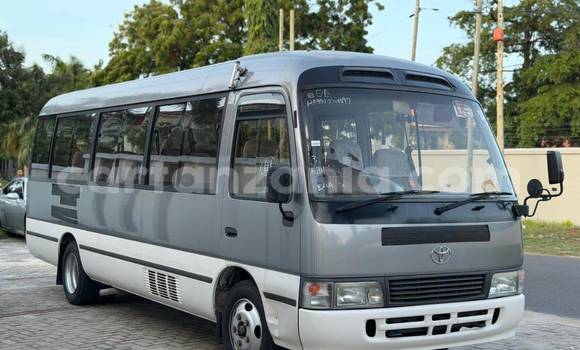 Nunua Imported Toyota Coaster Nyingine Gari ndani ya Dar es Salaam nchini Dar es Salaam Nunua Imported Toyota Coaster Nyingine Gari ndani ya Dar es Salaam nchini Dar es Salaam