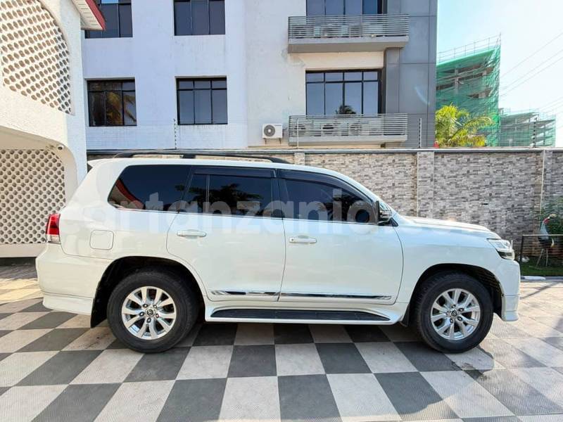 Big with watermark toyota land cruiser dar es salaam dar es salaam 34069