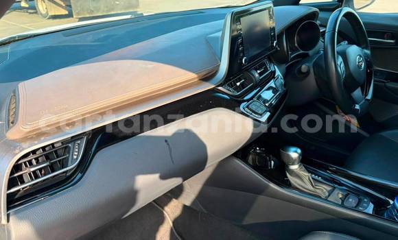 Buy Used Toyota C-HR White Car in Dar es Salaam in Dar es Salaam Buy Used Toyota C-HR White Car in Dar es Salaam in Dar es Salaam