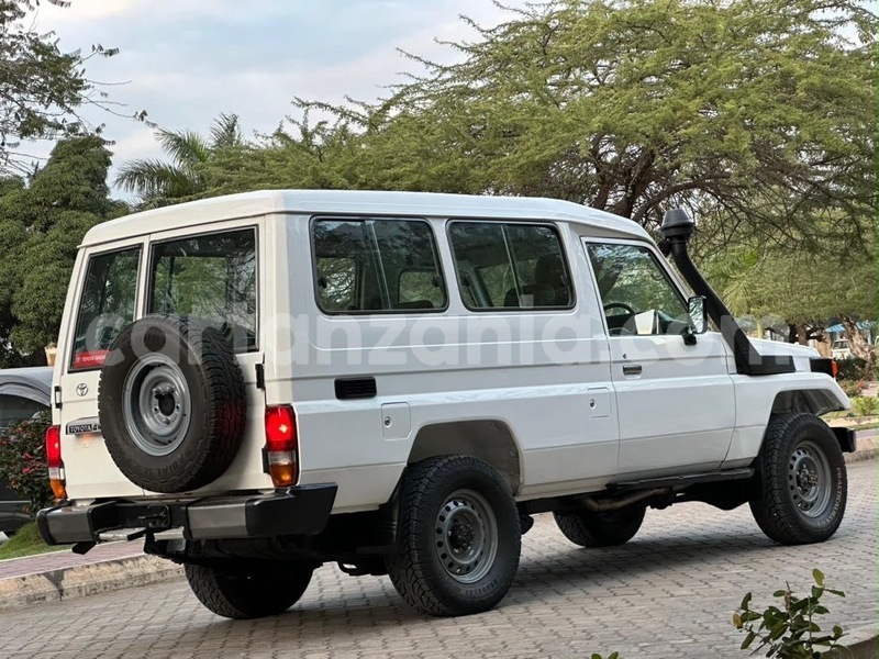 Big with watermark toyota land cruiser dar es salaam dar es salaam 34075