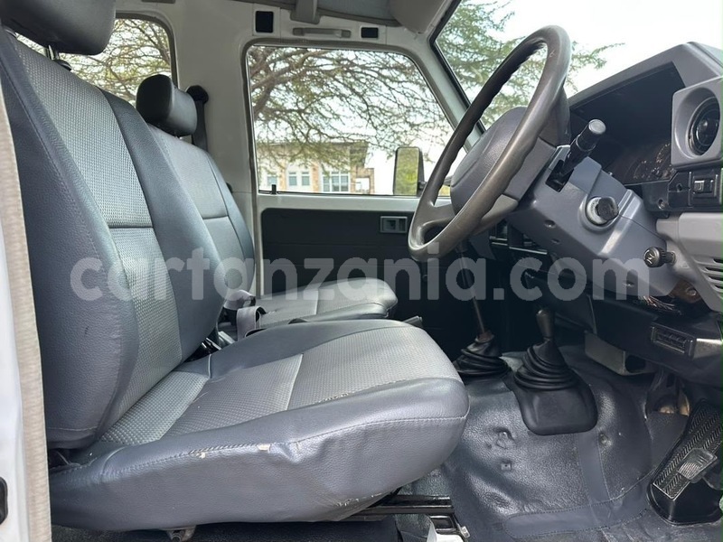 Big with watermark toyota land cruiser dar es salaam dar es salaam 34075