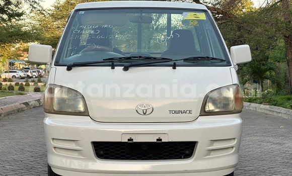 Buy Import Toyota Town Ace White Car in Dar es Salaam in Dar es Salaam Buy Import Toyota Town Ace White Car in Dar es Salaam in Dar es Salaam