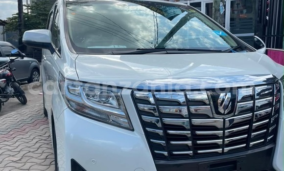 Buy Import Toyota Alphard White Car in Dar es Salaam in Dar es Salaam Buy Import Toyota Alphard White Car in Dar es Salaam in Dar es Salaam