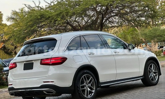 Buy Import Mercedes‒Benz GLC White Car in Dar es Salaam in Dar es Salaam Buy Import Mercedes‒Benz GLC White Car in Dar es Salaam in Dar es Salaam