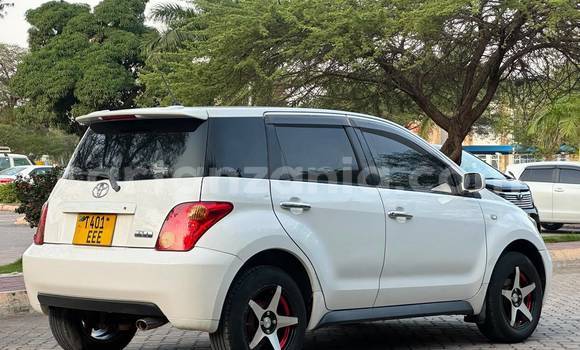 Buy Used Toyota IST White Car in Ilala in Dar es Salaam Buy Used Toyota IST White Car in Ilala in Dar es Salaam