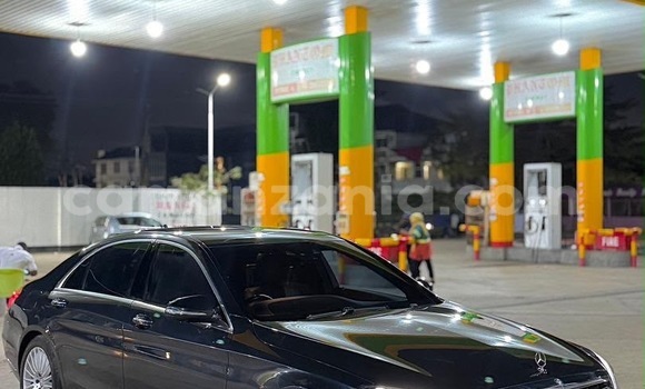 Nunua Ilio tumika Mercedes‒Benz S–Class Nyeusi Gari ndani ya Dar es Salaam nchini Dar es Salaam Nunua Ilio tumika Mercedes‒Benz S–Class Nyeusi Gari ndani ya Dar es Salaam nchini Dar es Salaam