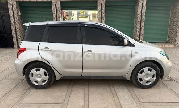 Buy Used Toyota IST Silver Car in Dar es Salaam in Dar es Salaam Buy Used Toyota IST Silver Car in Dar es Salaam in Dar es Salaam