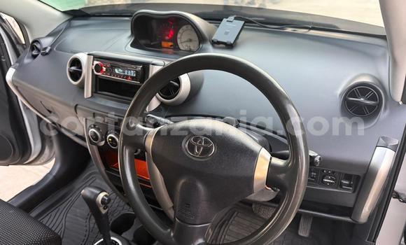 Buy Used Toyota IST Silver Car in Dar es Salaam in Dar es Salaam Buy Used Toyota IST Silver Car in Dar es Salaam in Dar es Salaam