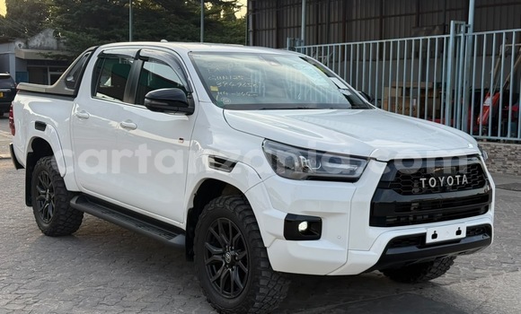 Buy Import Toyota Hilux White Car in Dar es Salaam in Dar es Salaam Buy Import Toyota Hilux White Car in Dar es Salaam in Dar es Salaam
