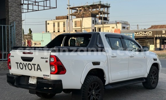Buy Import Toyota Hilux White Car in Dar es Salaam in Dar es Salaam Buy Import Toyota Hilux White Car in Dar es Salaam in Dar es Salaam