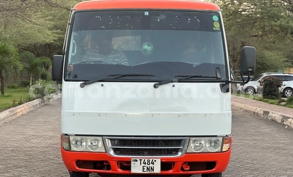 Buy Used Mitsubishi Rossa Other Truck in Dar es Salaam in Dar es Salaam
