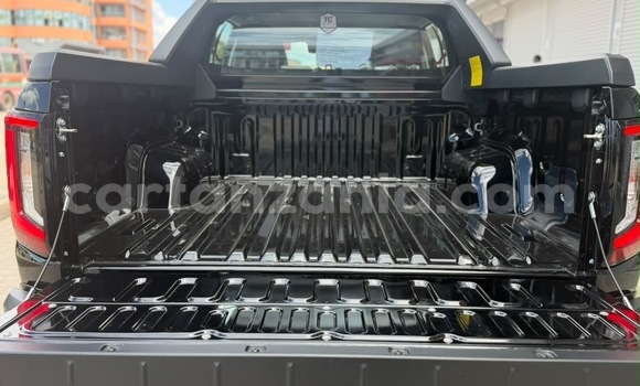 Buy Import Toyota Hilux Black Car in Dar es Salaam in Dar es Salaam Buy Import Toyota Hilux Black Car in Dar es Salaam in Dar es Salaam