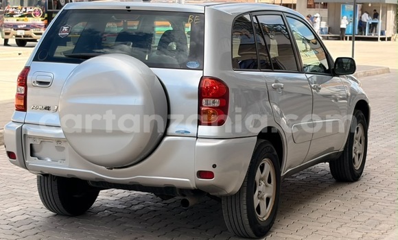 Buy Import Toyota RAV4 Silver Car in Dar es Salaam in Dar es Salaam Buy Import Toyota RAV4 Silver Car in Dar es Salaam in Dar es Salaam