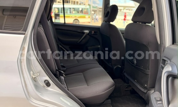 Buy Import Toyota RAV4 Silver Car in Dar es Salaam in Dar es Salaam Buy Import Toyota RAV4 Silver Car in Dar es Salaam in Dar es Salaam